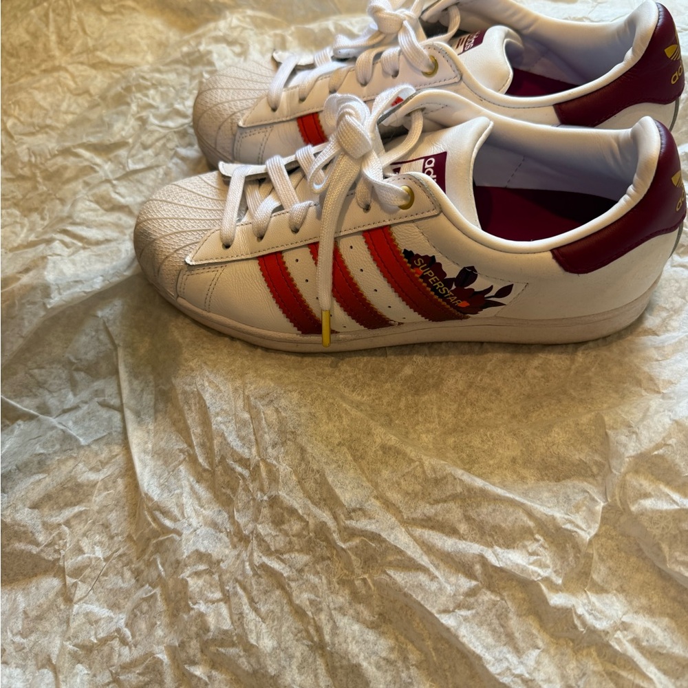 ADIDAS Superstar Her Studio London x Women’s “Autumn Floral”
